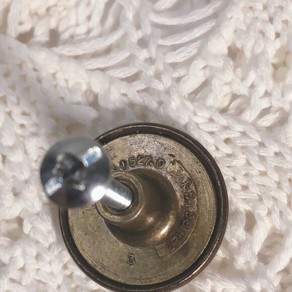 3/$15 🌻 Vintage Drawer Pulls Hardware for Dresser - Picture 8 of 9